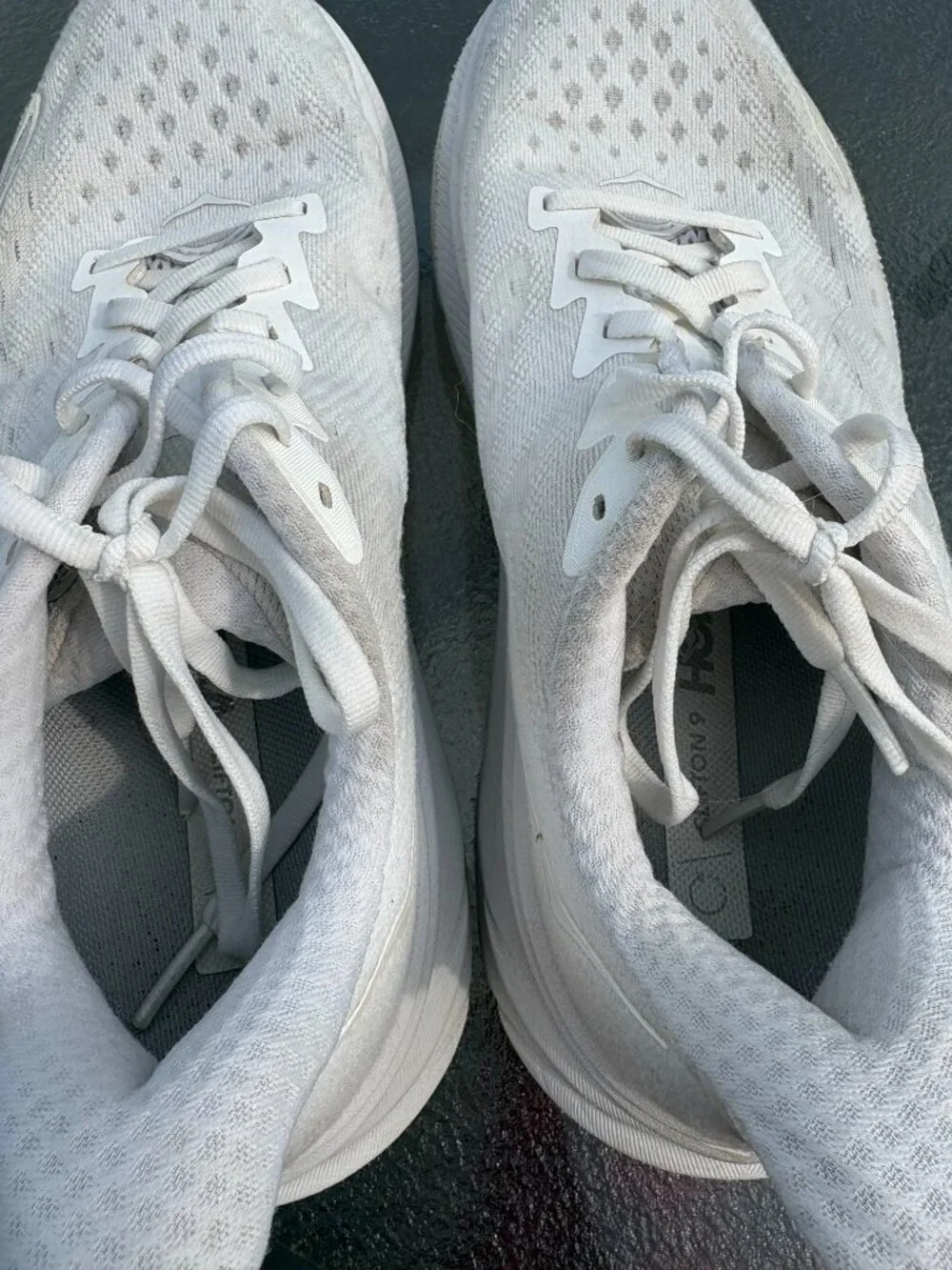 Hoka One One Clifton 9 Women's Size 8.5B (Medium) Running/Walking Shoes White